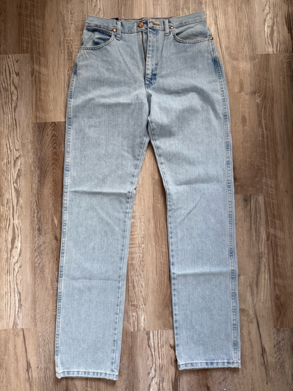 Wrangler Women's Straight Leg Jeans — Light Wash Blue